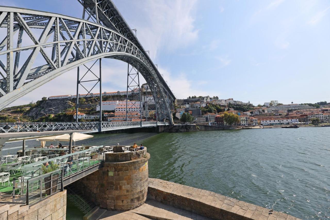 Flh Porto Spacious Apartment With Balcony Exteriör bild