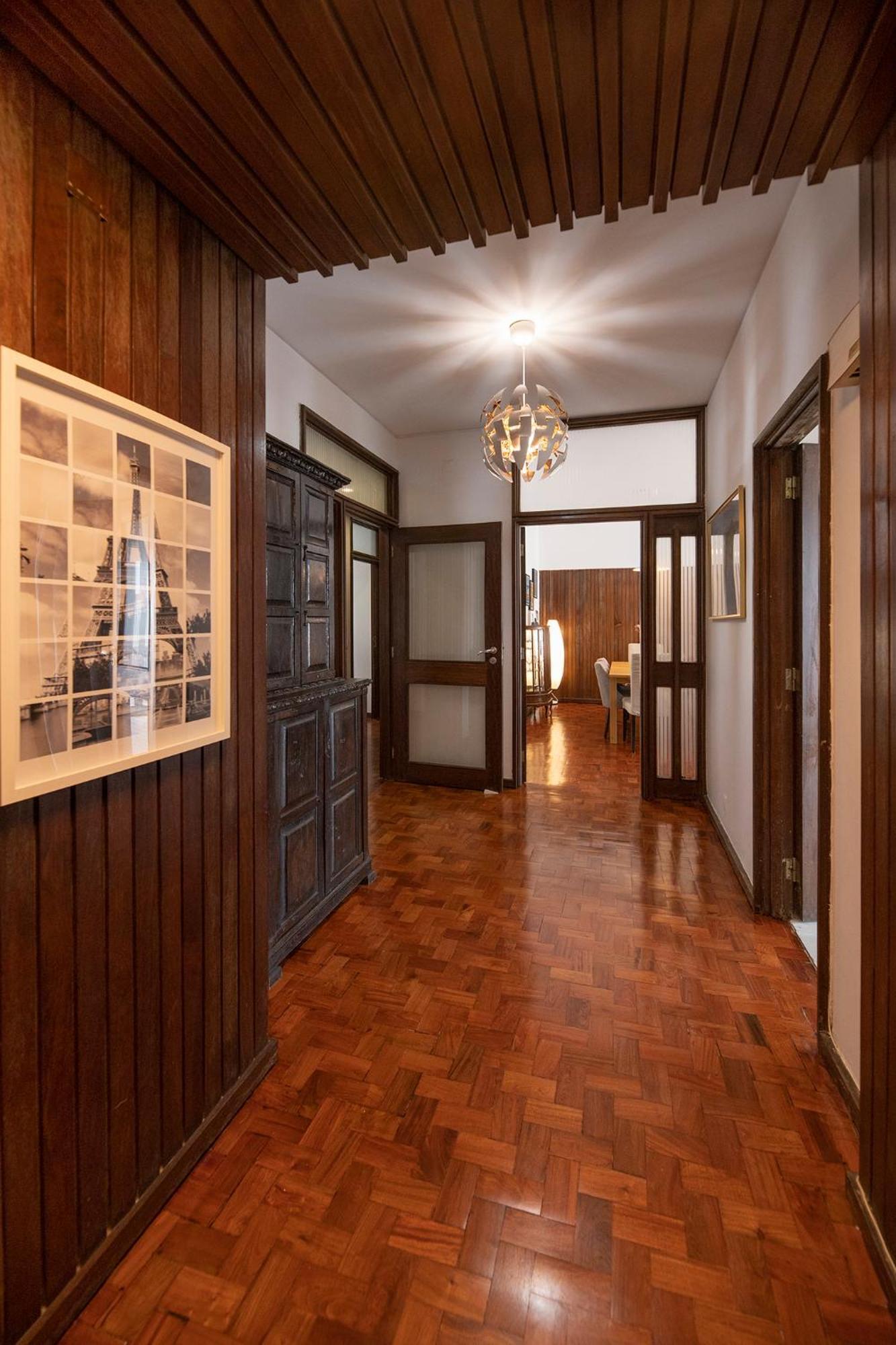 Flh Porto Spacious Apartment With Balcony Exteriör bild