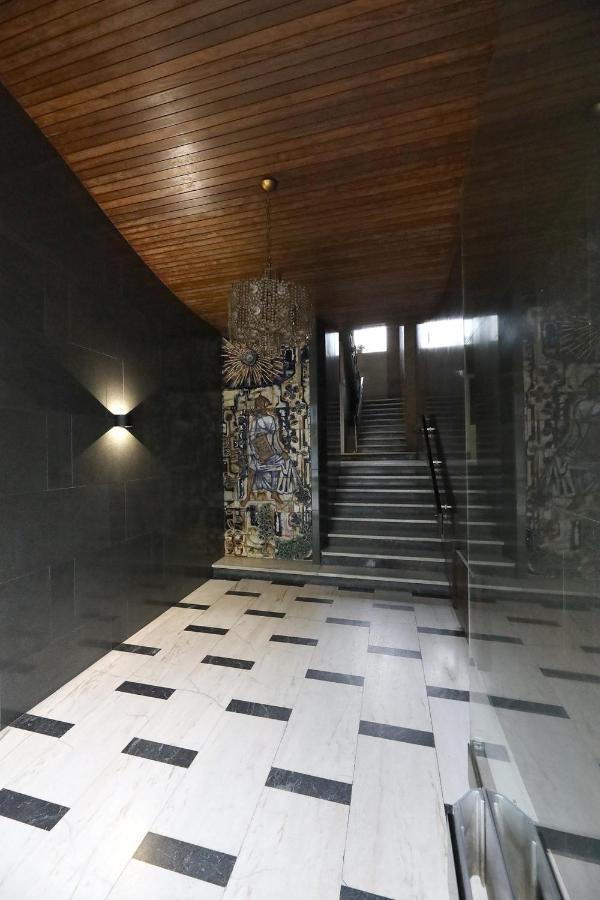 Flh Porto Spacious Apartment With Balcony Exteriör bild